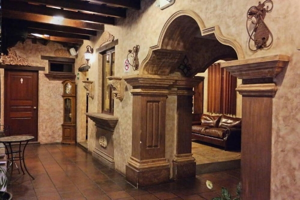 Hotel Genessis (San Cristóbal El Bajo)